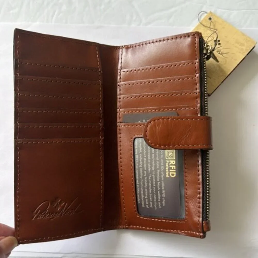 Patricia Nash NAZARI Leather Bifold Wallet Tooled Card Case Floral Florence